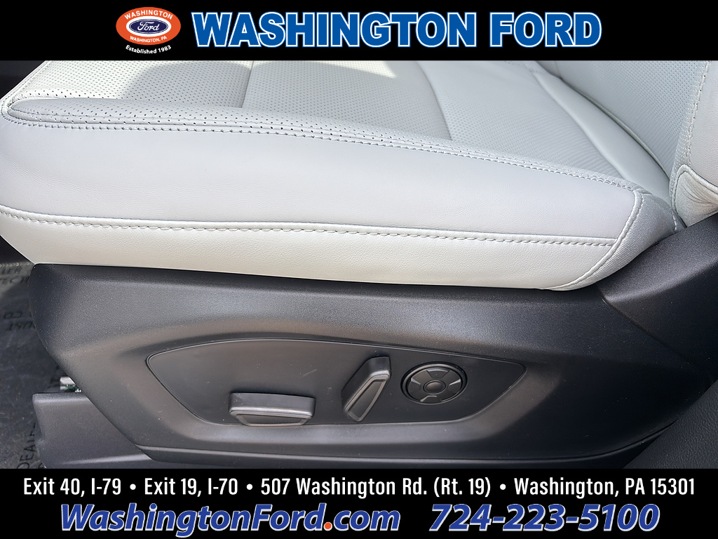 2026 Ford Explorer Platinum - 10