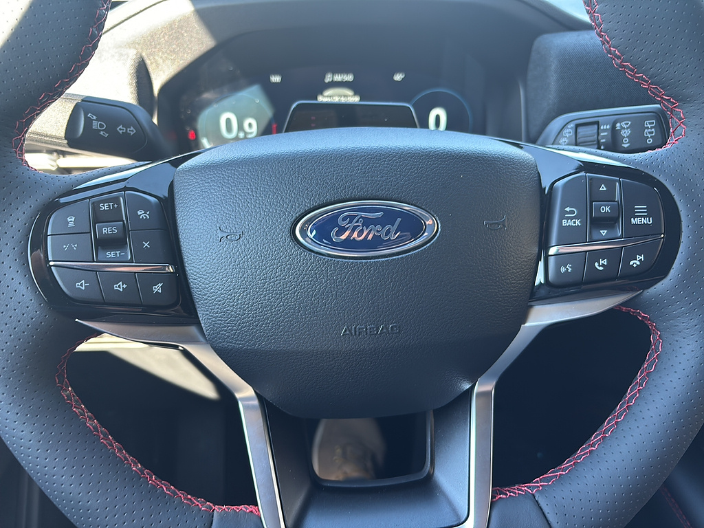 2027 Ford Explorer photo 25 of 26