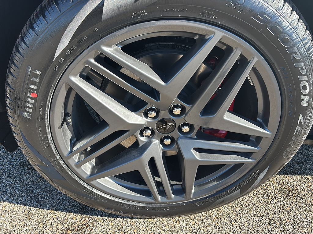 2027 Ford Explorer photo 9 of 26
