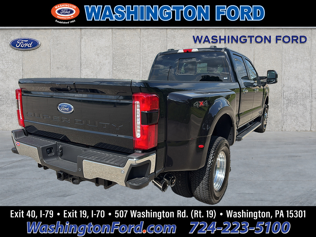 2026 Ford Super Duty F-350 DRW LARIAT - 3