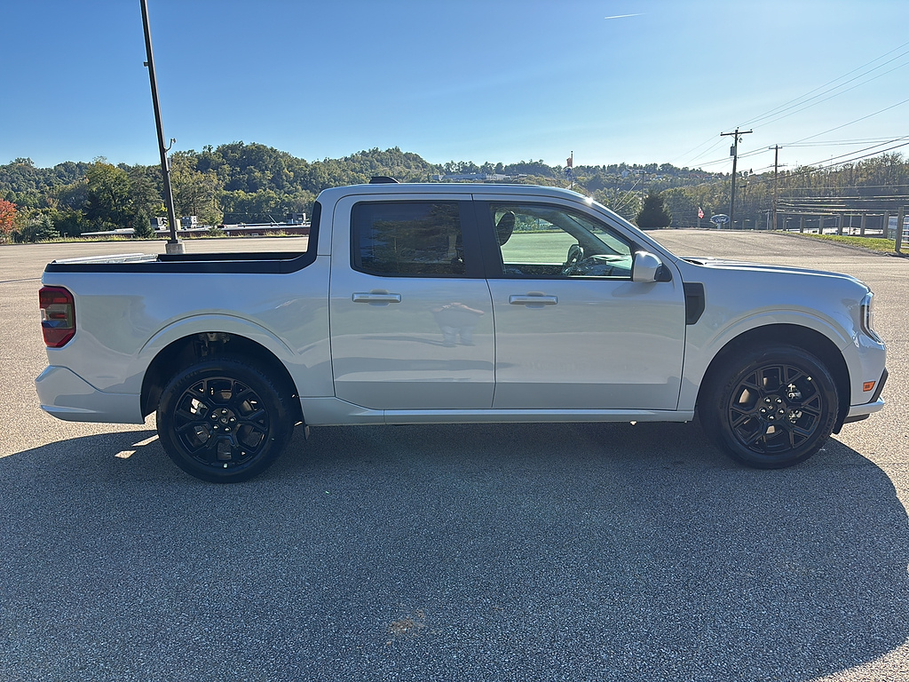 2026 Ford Maverick photo 5 of 26