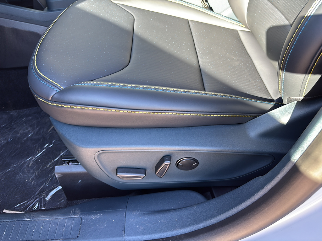 2026 Ford Maverick photo 11 of 26