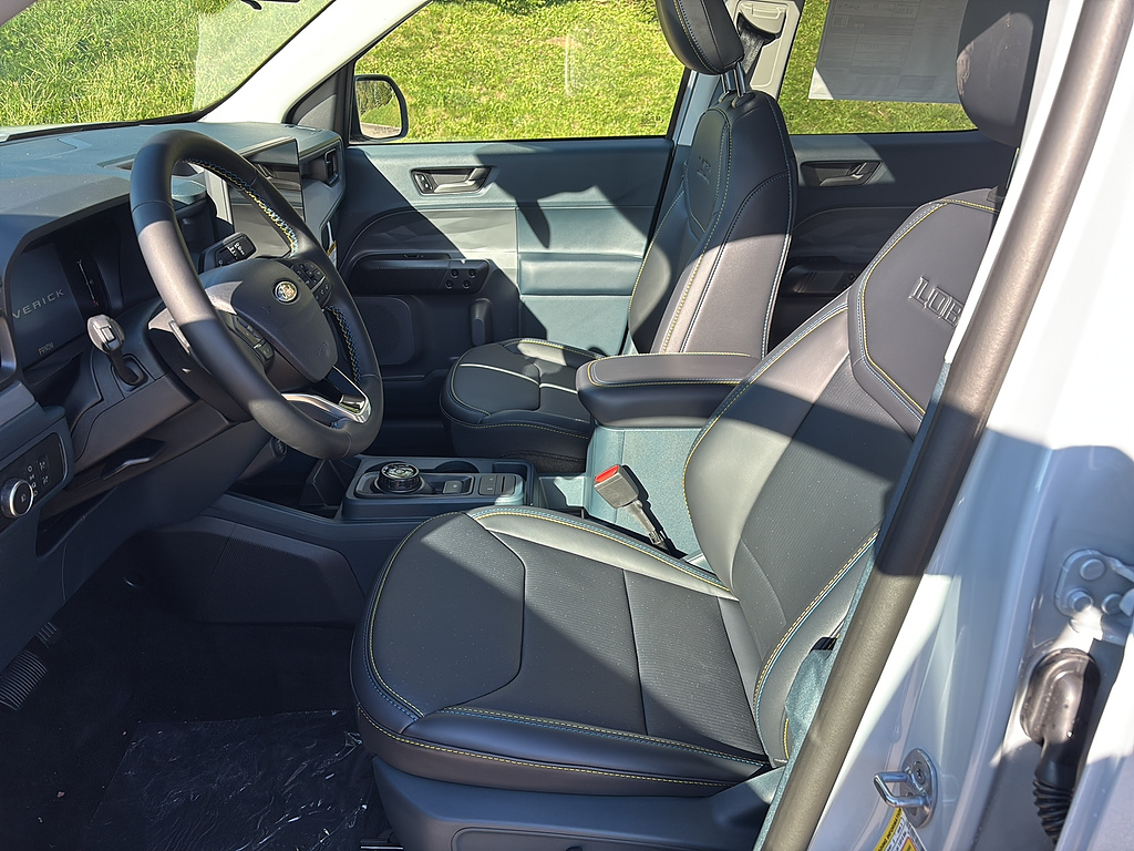 2026 Ford Maverick photo 10 of 26