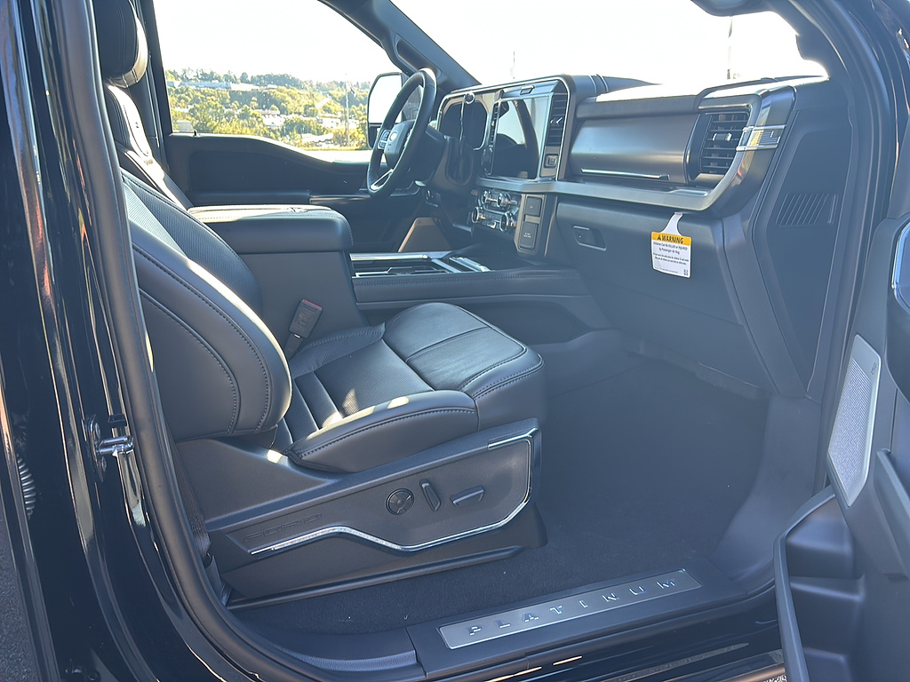 2027 Ford Super Duty F-250 SRW photo 19 of 26
