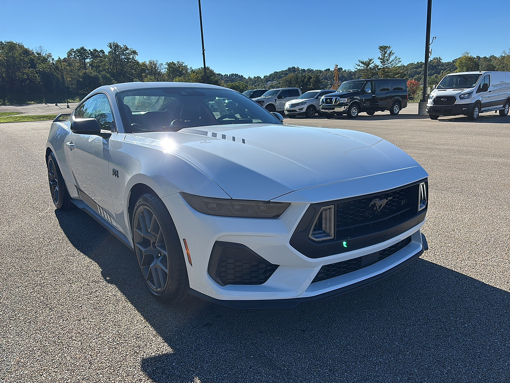 2026 Ford Mustang photo 6 of 24