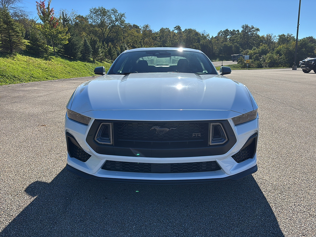 2026 Ford Mustang photo 7 of 24