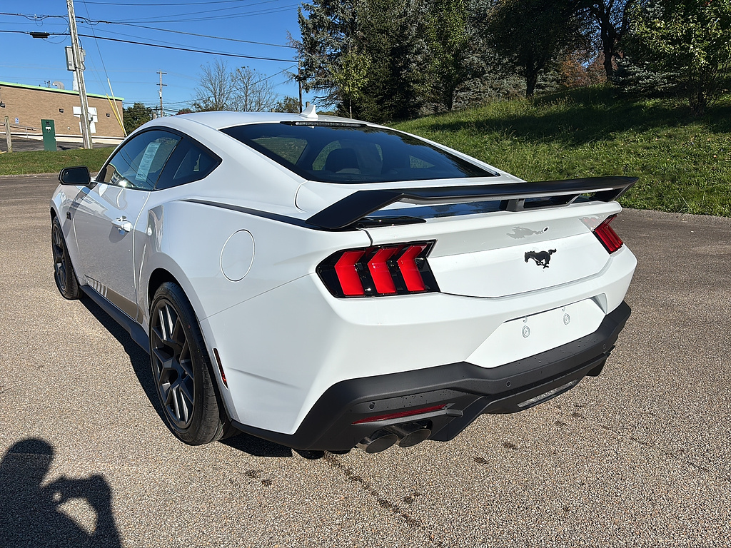 2026 Ford Mustang photo 2 of 24