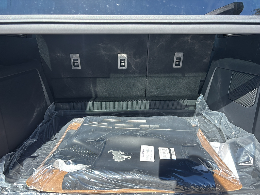 2026 Ford Bronco photo 17 of 26
