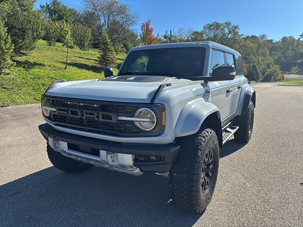 2026 Ford Bronco photo 8 of 26