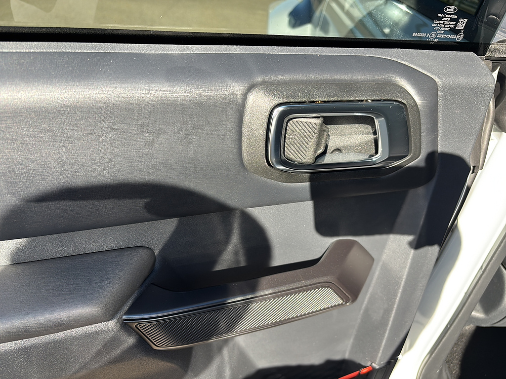 2026 Ford Bronco photo 16 of 26