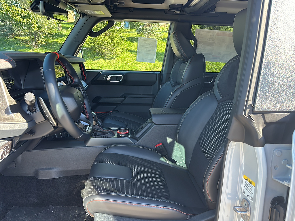 2026 Ford Bronco photo 10 of 26