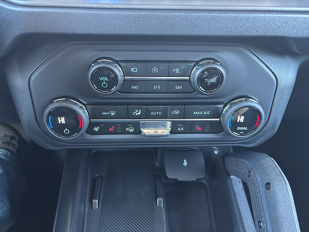 2026 Ford Bronco photo 23 of 26