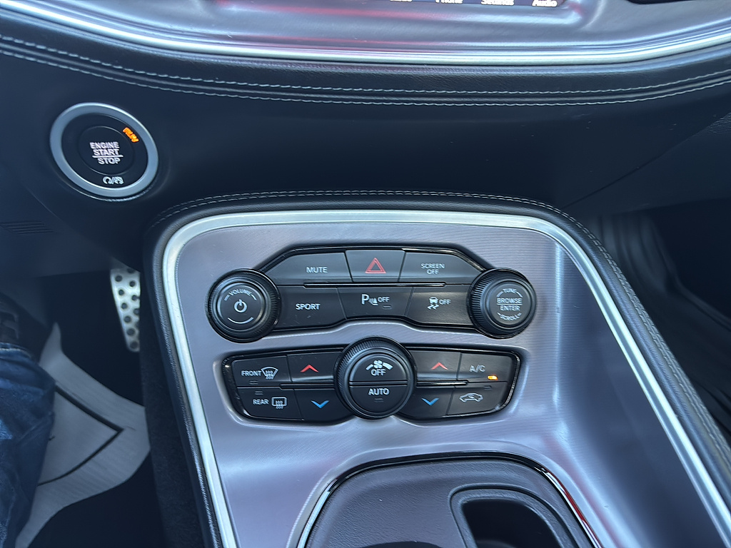 2021 Dodge Challenger photo 21 of 24