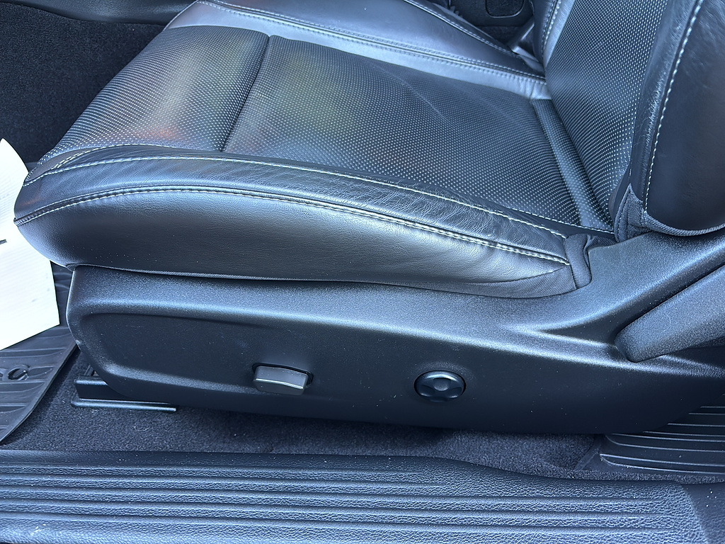 2021 Dodge Challenger photo 12 of 24