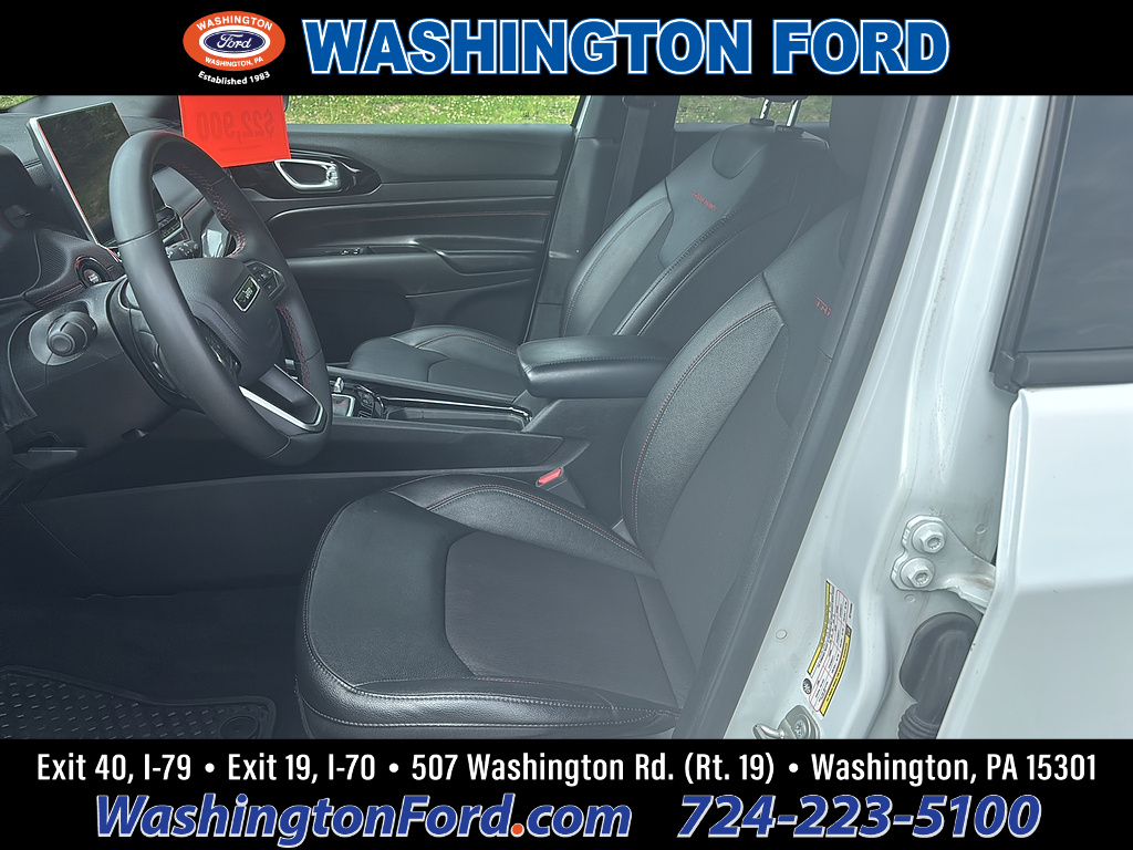 2024 Jeep Compass Trailhawk Bright White Clear Coat at Three Rivers CJD