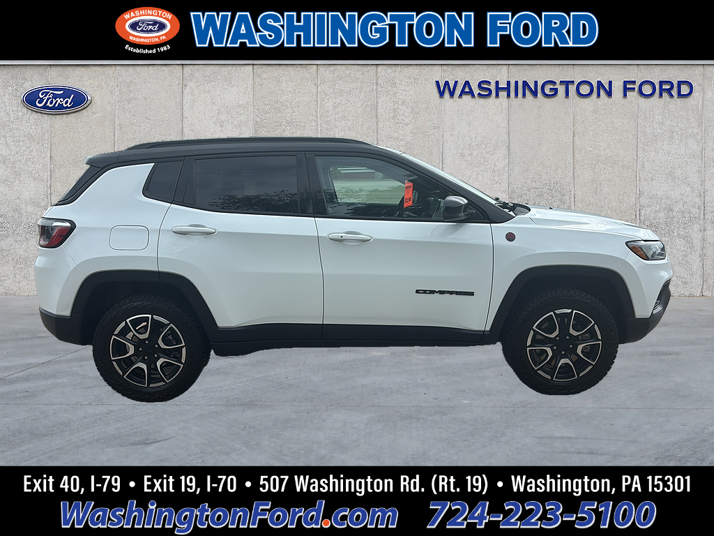 2024 Jeep Compass Trailhawk Bright White Clear Coat at Three Rivers CJD
