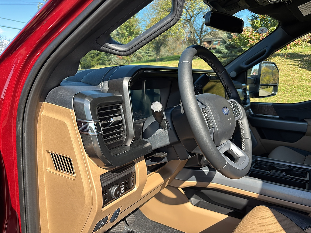 2027 Ford Super Duty F-250 SRW photo 12 of 23