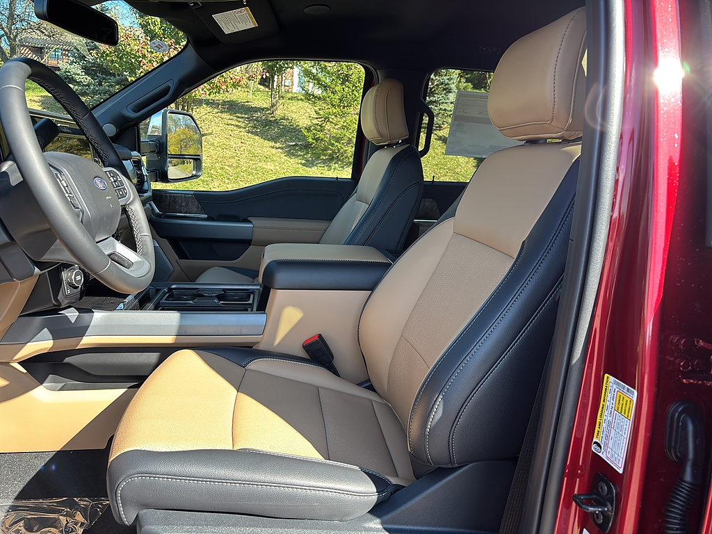 2027 Ford Super Duty F-250 SRW photo 10 of 23