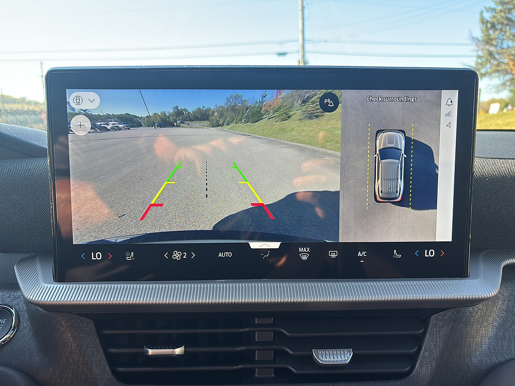 2027 Ford Explorer photo 22 of 26