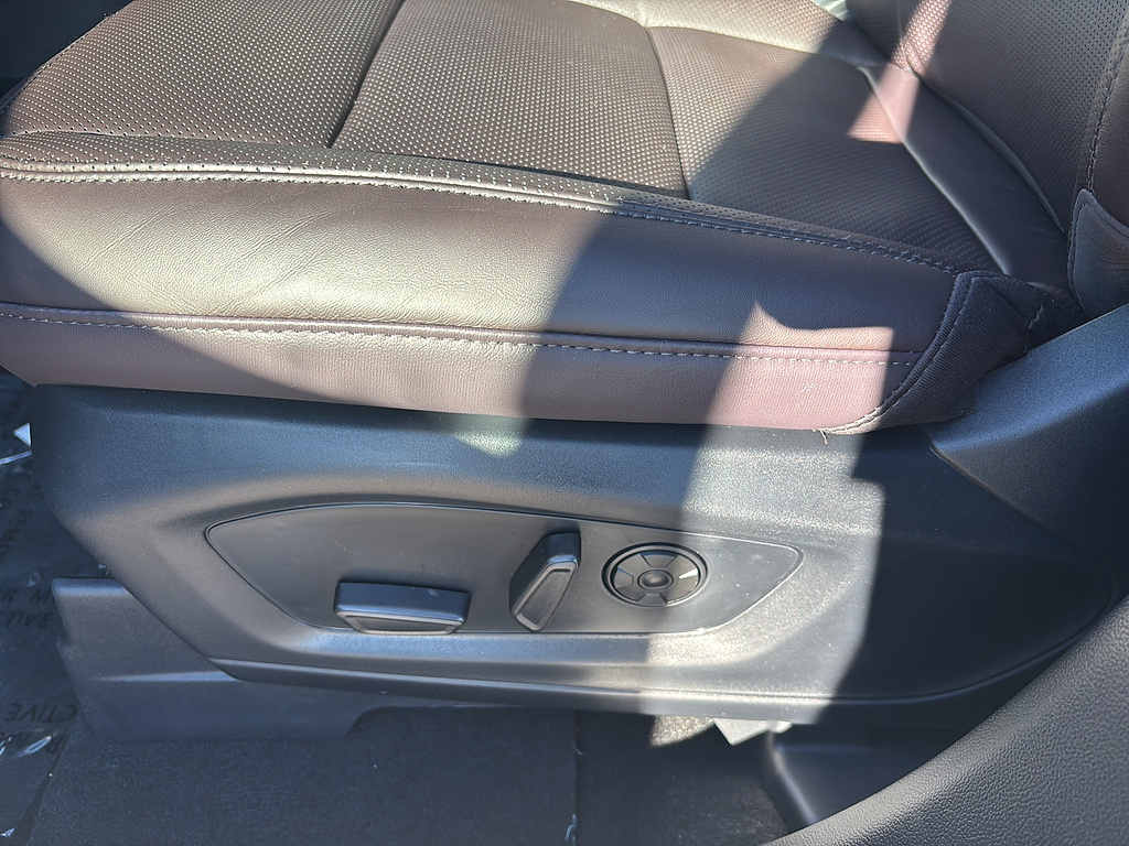 2027 Ford Explorer photo 11 of 26