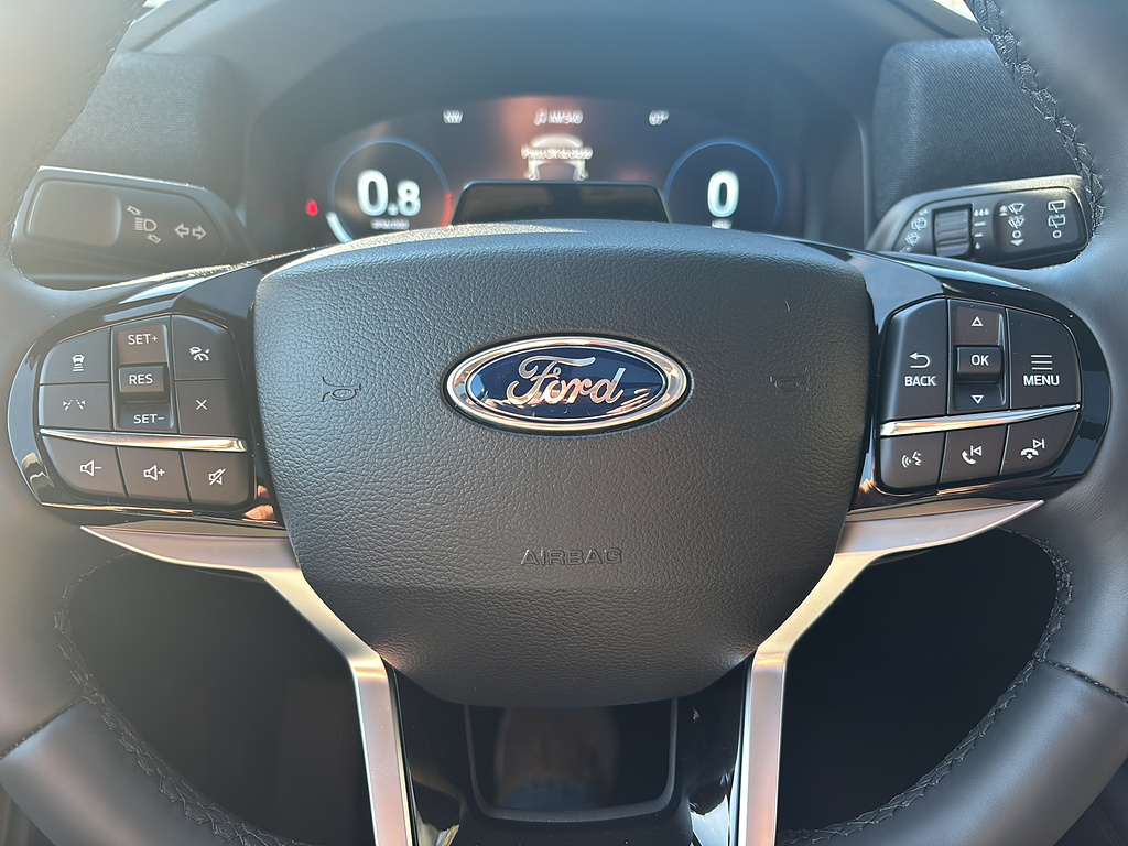 2027 Ford Explorer photo 25 of 26