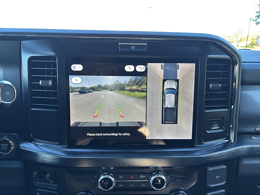 2027 Ford Super Duty F-250 SRW photo 22 of 26