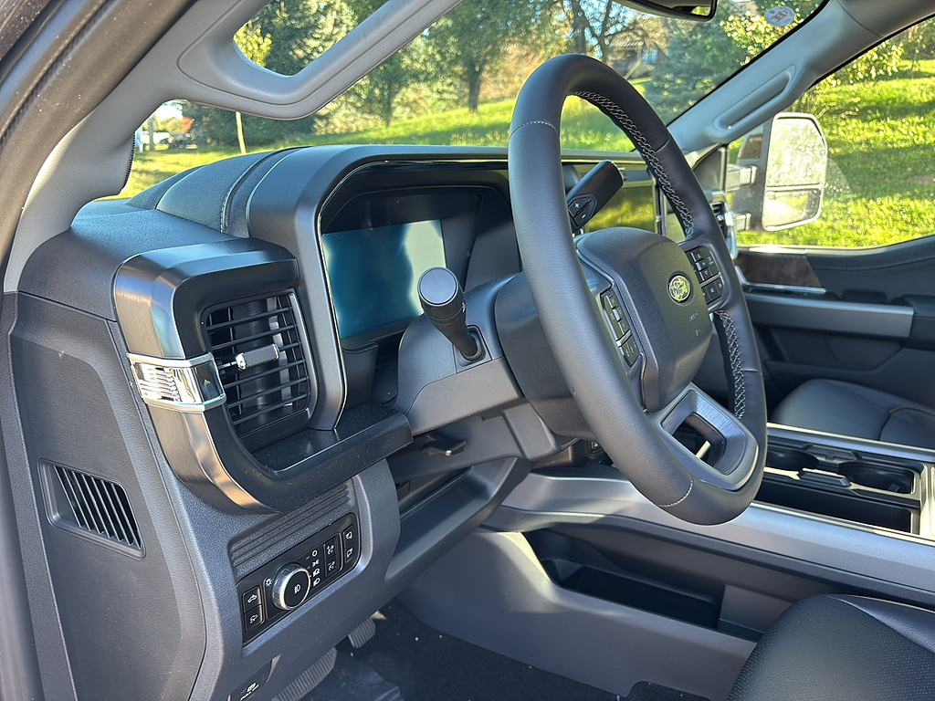 2027 Ford Super Duty F-250 SRW photo 12 of 26