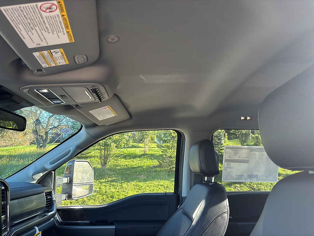 2027 Ford Super Duty F-250 SRW photo 14 of 26