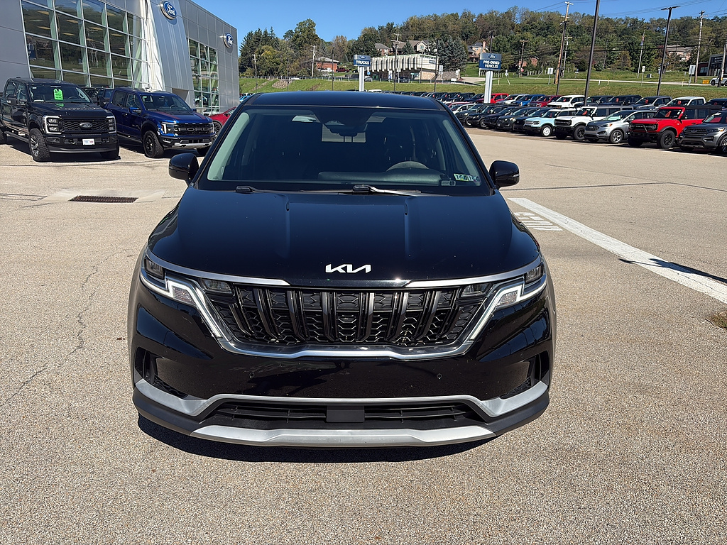 2022 Kia Carnival photo 3 of 4