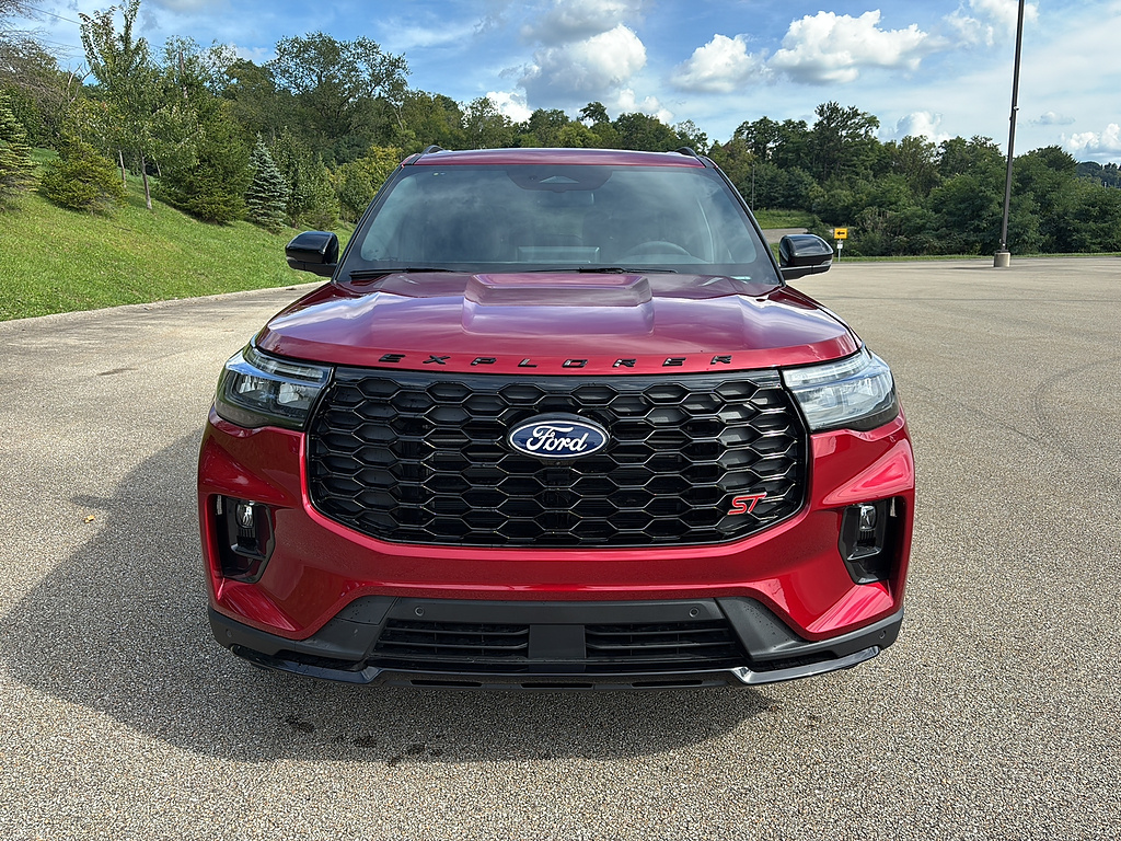 2027 Ford Explorer ST - 6