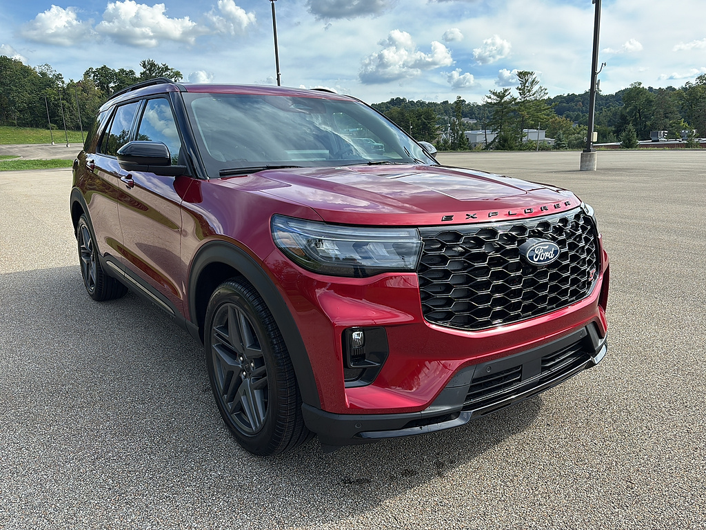 2027 Ford Explorer ST - 5
