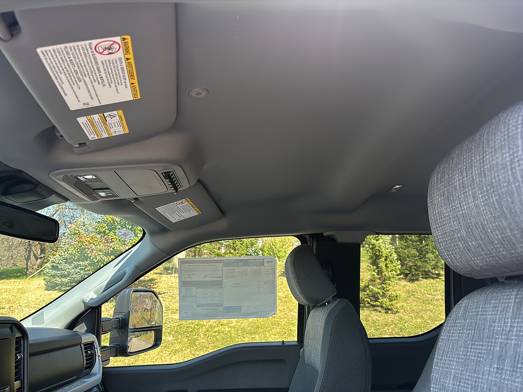 2027 Ford Super Duty F-250 SRW photo 14 of 26