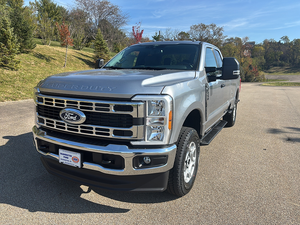 2027 Ford Super Duty F-250 SRW photo 8 of 26
