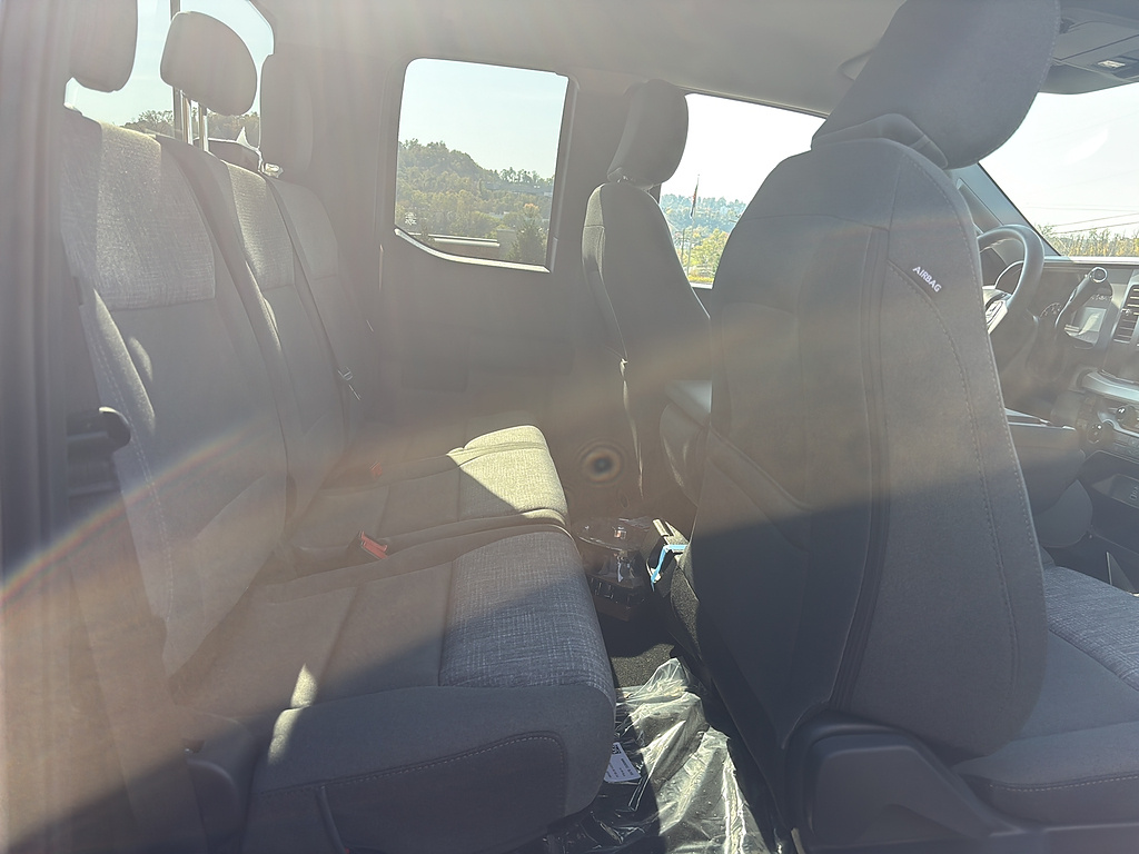 2027 Ford Super Duty F-250 SRW photo 18 of 26