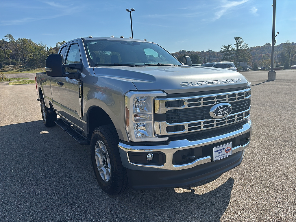 2027 Ford Super Duty F-250 SRW photo 6 of 26