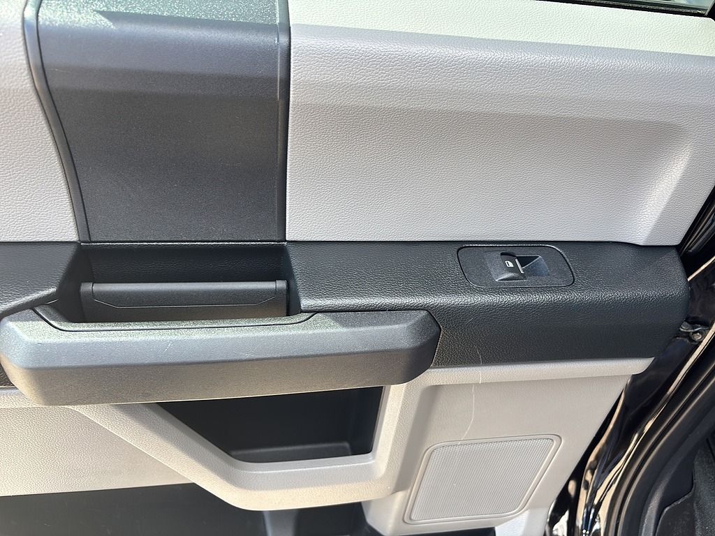 2019 Ford F-150 XL Agate Black at Washington Ford