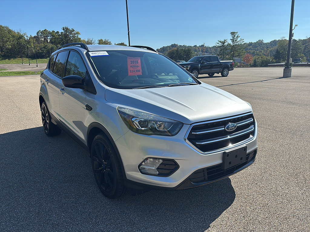 2018 Ford Escape photo 6 of 27