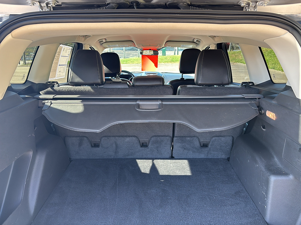 2018 Ford Escape photo 18 of 27