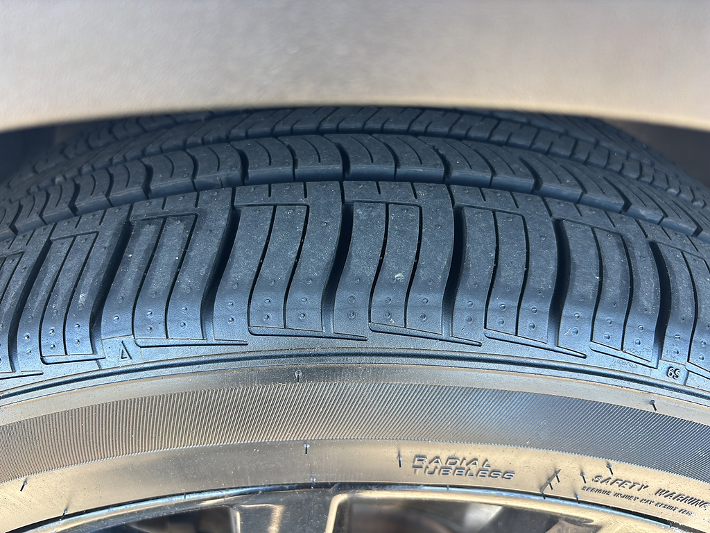 2018 Ford Escape photo 10 of 27