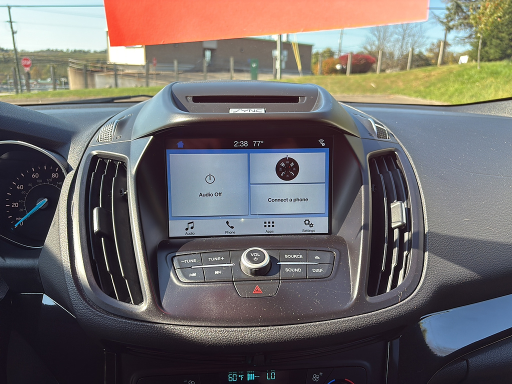 2018 Ford Escape photo 22 of 27