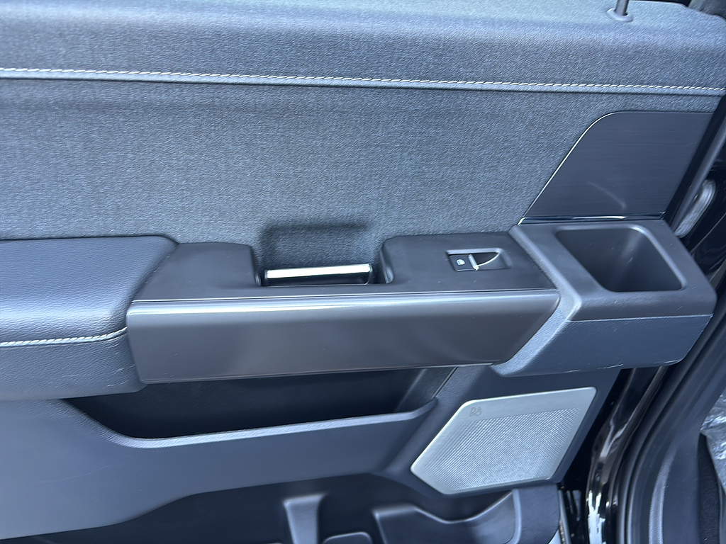 2024 Ford F-150 photo 17 of 27