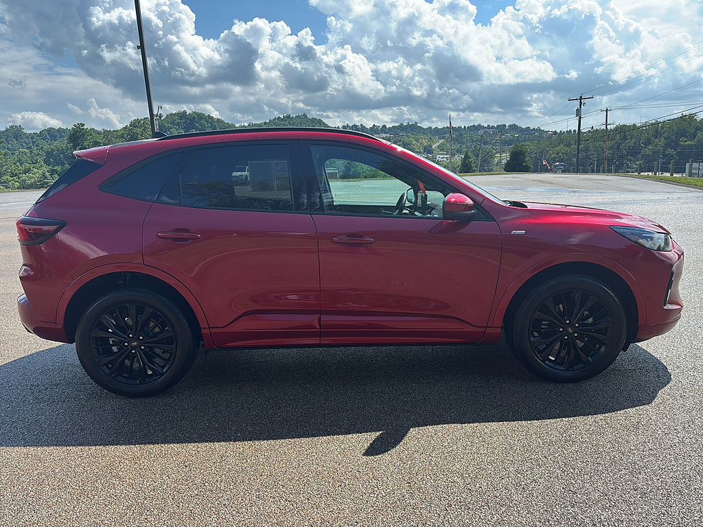 2023 Ford Escape ST-Line Elite - 4