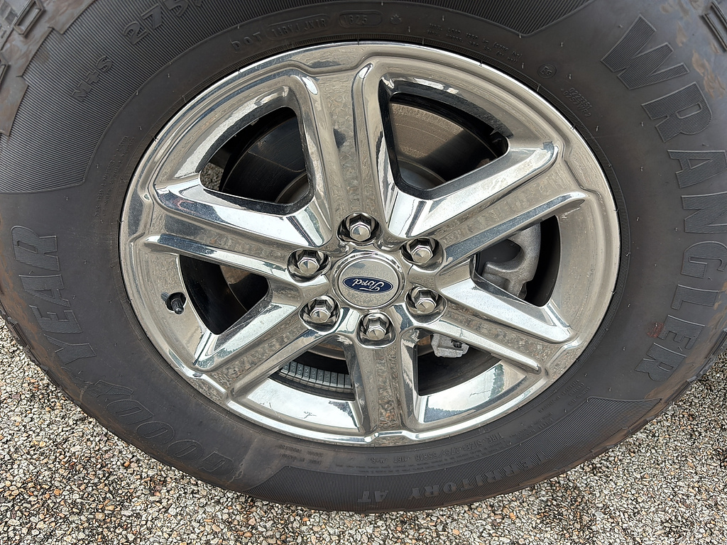 2025 Ford F-150 photo 9 of 27