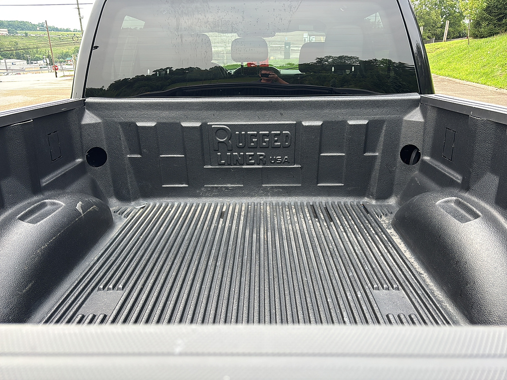 2025 Ford F-150 photo 18 of 27