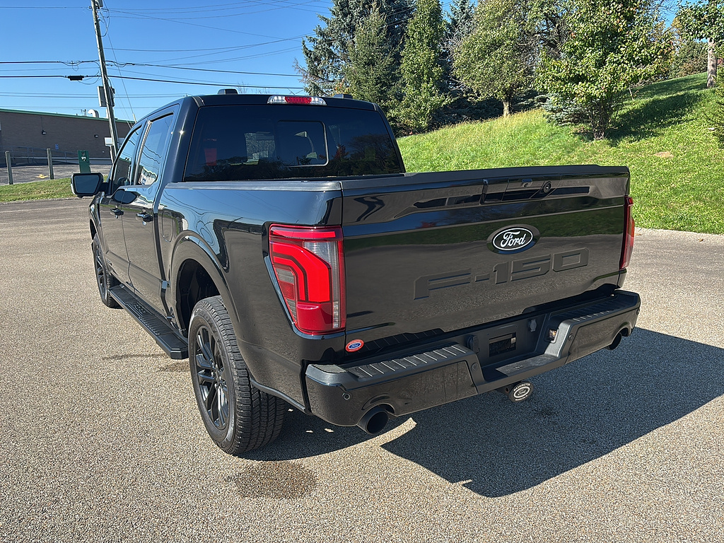 2024 Ford F-150 photo 2 of 27