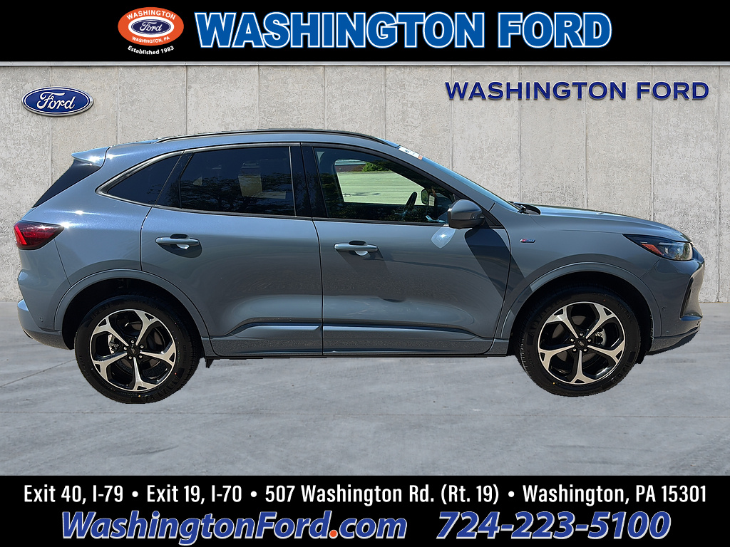 2024 Ford Escape ST-Line Elite Vapor Blue at Bud's Auto Sales
