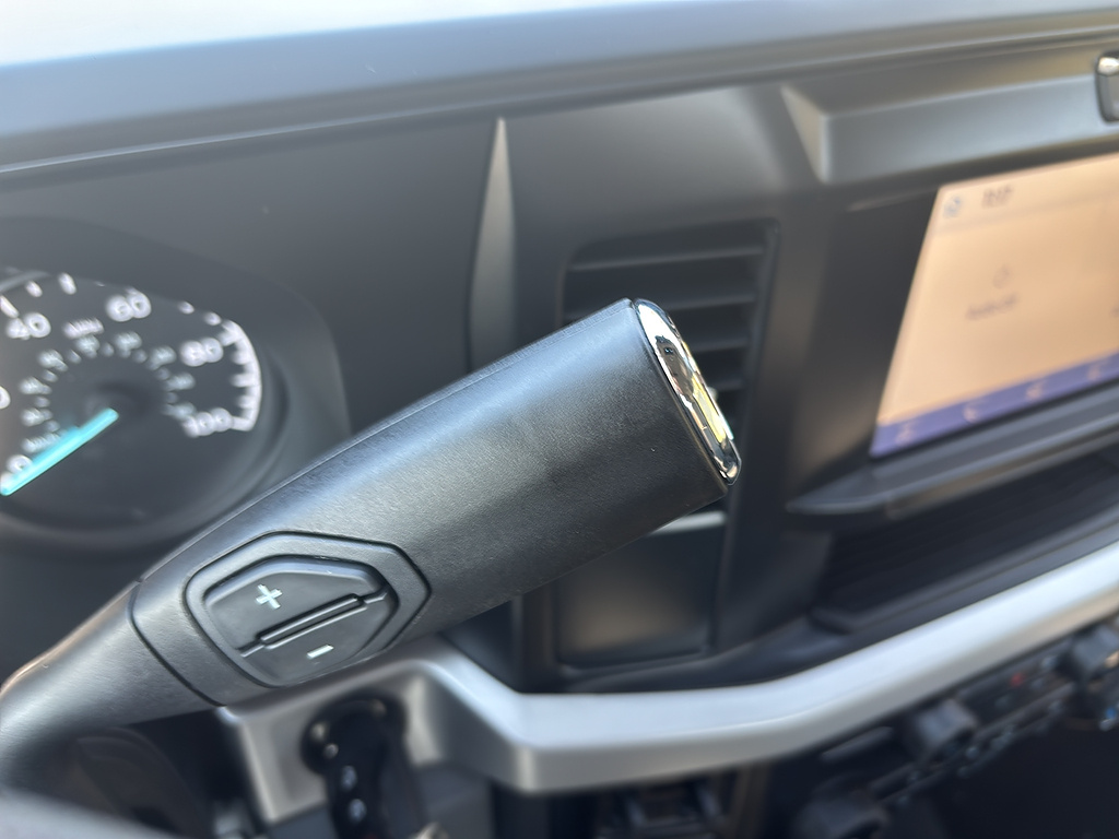 2027 Ford Super Duty F-250 SRW photo 20 of 22
