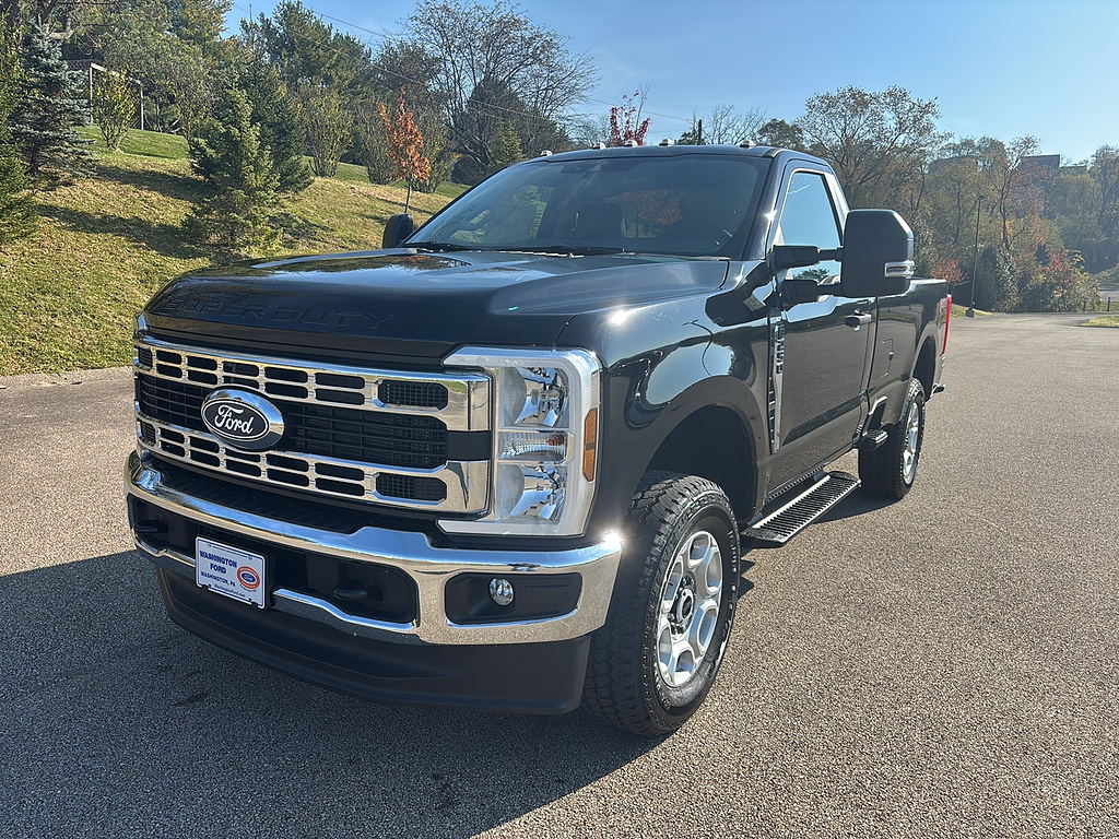 2027 Ford Super Duty F-250 SRW photo 8 of 22