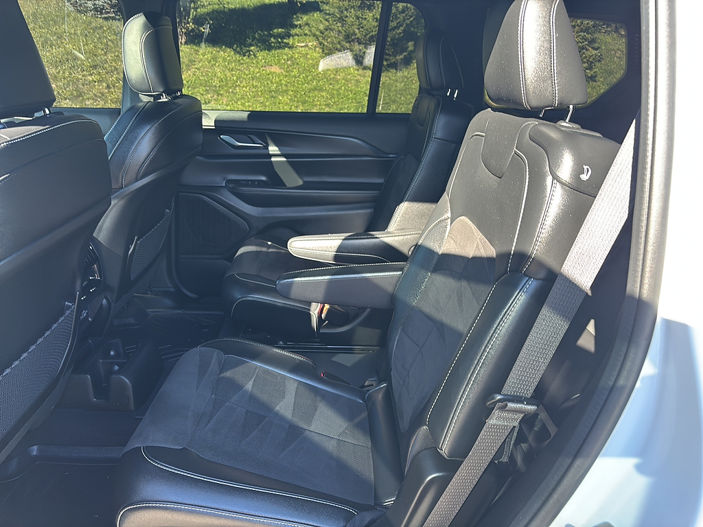 2024 Jeep Grand Cherokee L Altitude X Bright White Clear Coat at Three Rivers CJD
