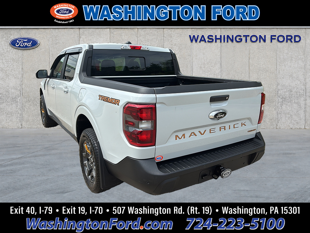 2023 Ford Maverick Lariat Avalanche Gray at Woltz & Wind Ford